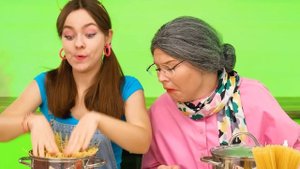 Кулинарный Челлендж: Я против Бабушки | Умные Гаджеты или Лайфхаки от RaPaPa Challenge