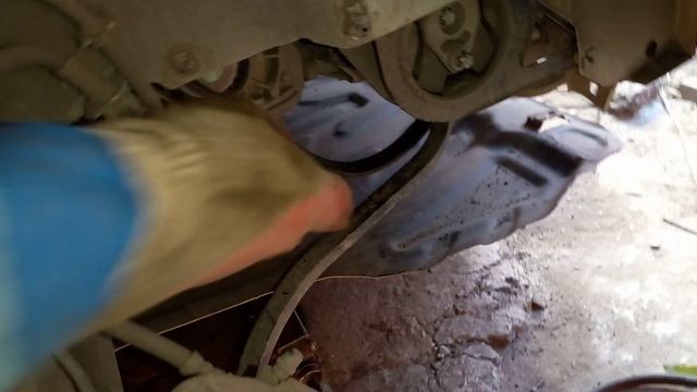 установка ремня генератора без натяжного ролика с помощью приспособы..mp4