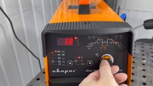 Обзор сварочного аппарата REAL TIG 200 P AC/DC E201B