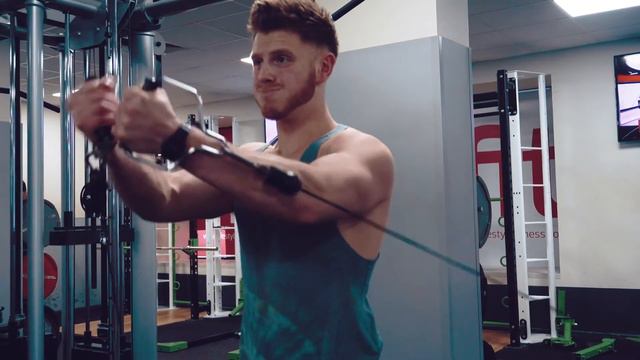 USW Factual Portrait Project - Riccardo Floris PT & Lifestyle Coach смотреть онлайн