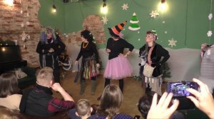 спектакль_ Баба Яга не против