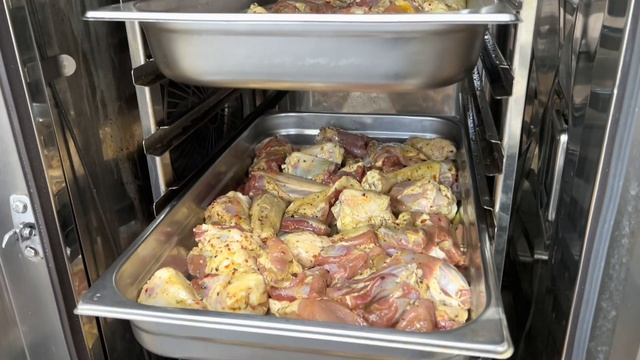 Баранина мясо Баранья рулька Баранина ножка #мясо #мясохаляль #баранина #узбекистан #россия