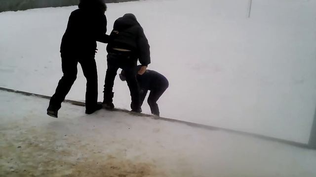 На maximusa напали гопники смотреть онлайн