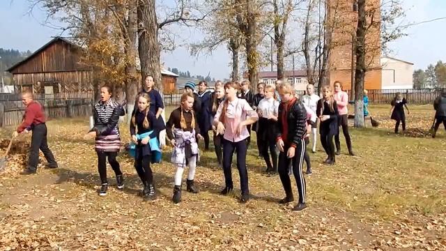 Флешмоб из Хохотуя смотреть онлайн