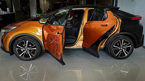 2024 Toyota C-HR - Интерьер и экстерьер в деталях