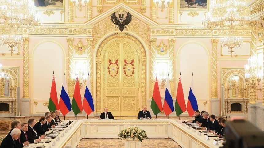 Санкции надолго: определены дальнейшие шаги по развитию промышленности РФ