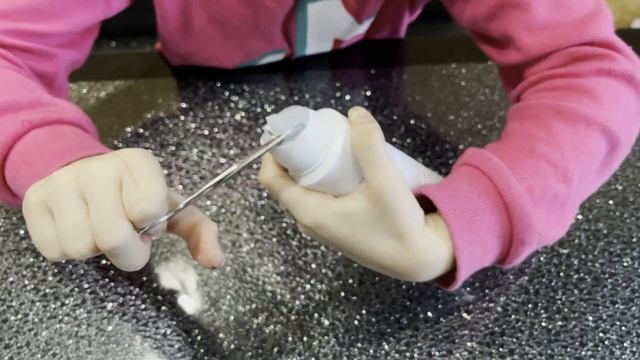 Есть ли кольцо внутри? смотреть онлайн