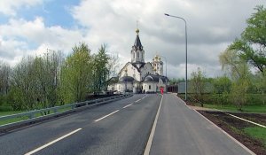 В Москве возвели храм в честь равноапостольных Константина и Елены