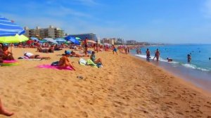 Море и пляж в Санта Сусанне, Испания. Santa Susanna, Spain