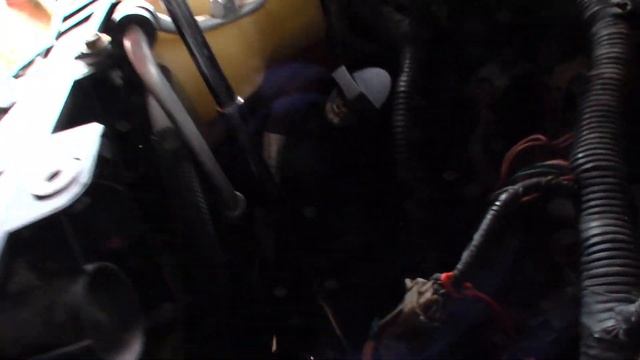 Saturn OUTLOOK como cambiar el SOPORTE DEL MOTOR смотреть онлайн