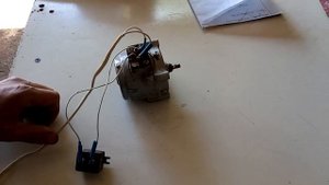 Подключение редукторного электродвигателя РД-09 с реверсом