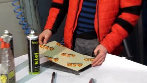 Поклейка пластика на метал