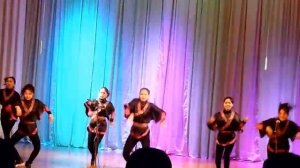2015 12 Mongolia dance   современный танец девочек в доме культуры г Эрдэнэт Монголия 3мин
