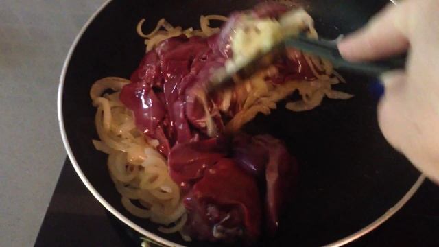 Оригинальный рецепт нежной КУРИНОЙ печени с яблоком смотреть онлайн