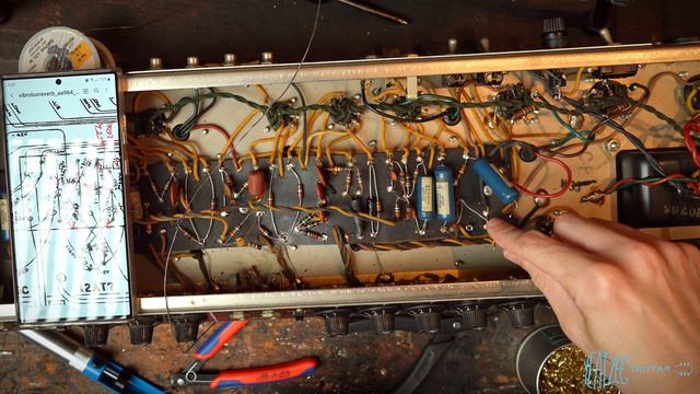 Vintage Fender Vibrolux - Pt. 5 | Resistors be resisting смотреть онлайн