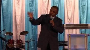 29 01 2012 церковь Рука Божья, пастор Фредди Муламба