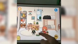 СТРАННАЯ ЛЮБОВЬ...