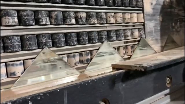 Изготовление зеркальной плитки . Фацет зеркала . Производство.