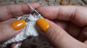 Коса без дополнительной спицы и с небольшим расходом пряжи!