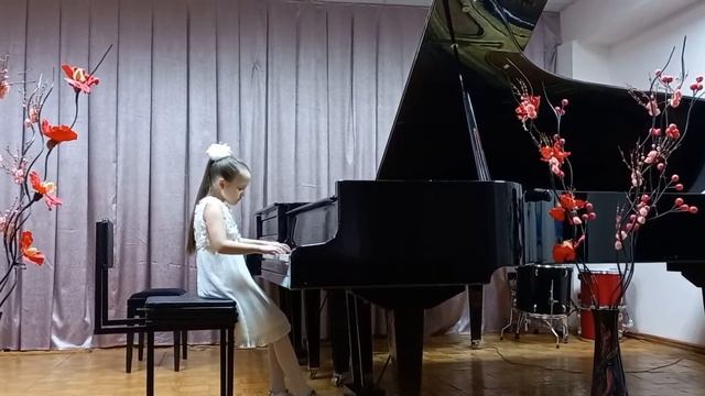 Исполняет: Бормотова Валентина А.Хачатурян ,,Вечерняя сказка" Преподаватель: Медова Е.В. смотреть онлайн