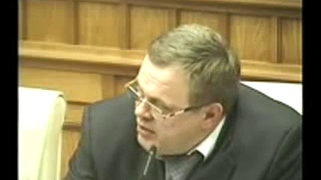 Пленарное заседание Мособлдумы: «кто первый встал - того и тапки» (09.04.2010)