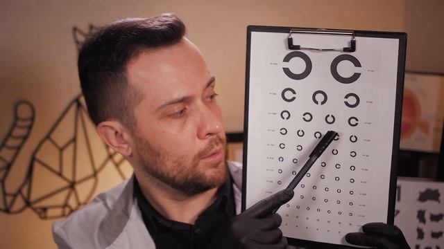 АСМР ОФТАЛЬМОЛОГ: осмотр глаз и проверка зрения по таблицам