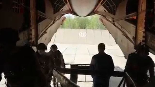Десантирование ВДВ ВС РФ . смотреть онлайн