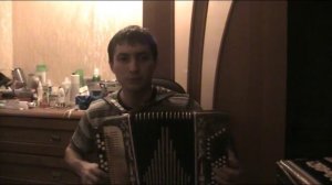 БЕЛЫЕ РОЗЫ НА БАЯНЕ