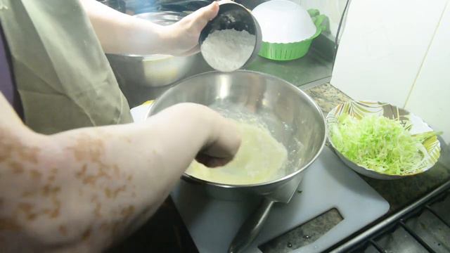 Nourishing Zhàniàngjiāzi (Fried Stuffed Eggplant) смотреть онлайн