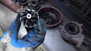 Hyundai H-1 проблемная турбина. Ремонт турбокомпрессора.