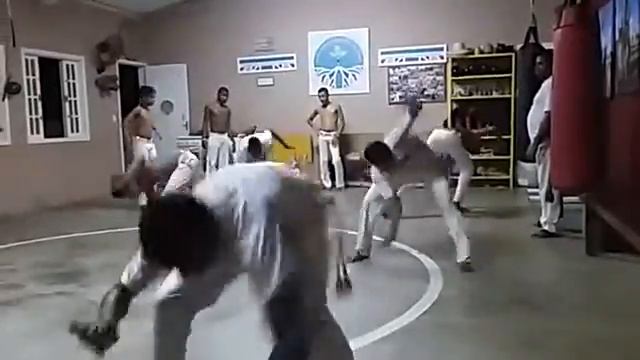 Mundo Capoeira Barra do Pojuca - смотреть онлайн