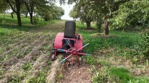 Гусеничный минитрактор. Самодельная роторная копалка, копаем  картошку