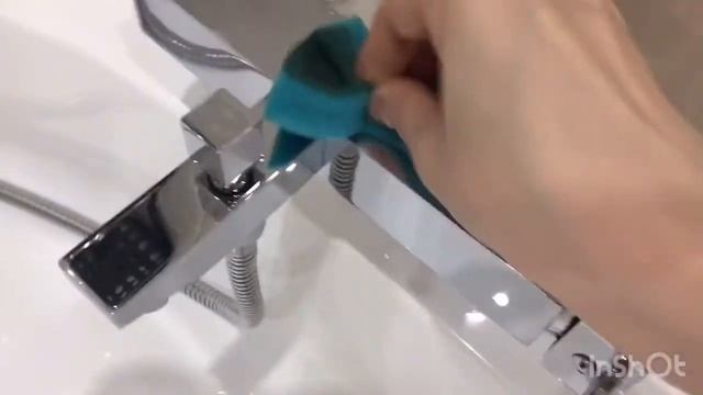 Как убрать чёрные разводы от кислоты на хромированном смесителе смотреть онлайн