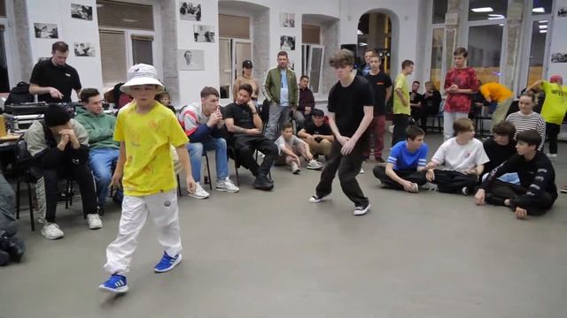 footwork 1x1 bboy Бутаев vs Kiel - "ALL OPTION" break dance battle смотреть онлайн