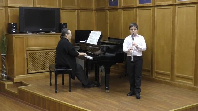 Васильев Анатолий, кларнет. М. Глинка. Вокализ. В. Лютославский. Танцевальная прелюдия. часть 1 смотреть онлайн