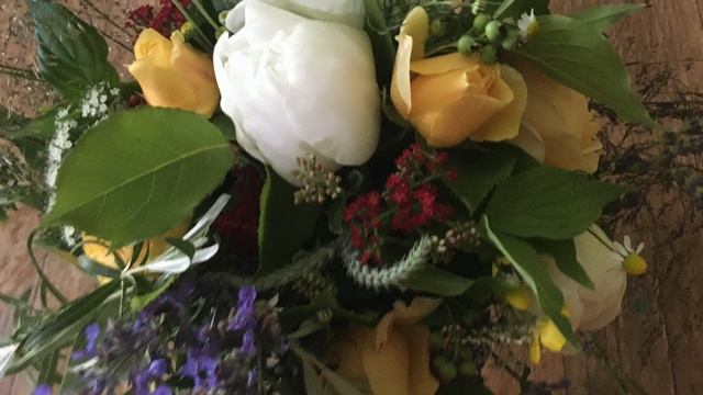 Букет из садовых цветов своими руками смотреть онлайн