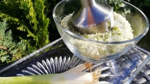 Ароматная соль из зелёного лука и универсальная приправа. Рецепты с солью на моём канале.