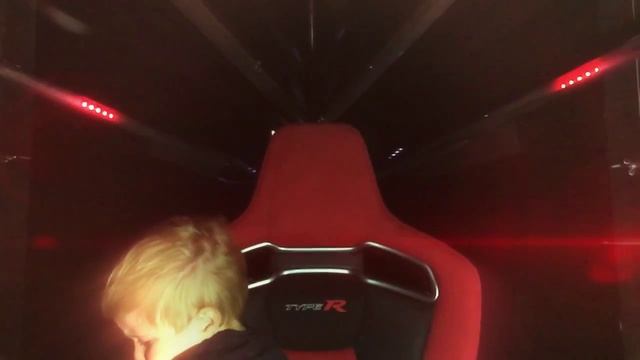 Honda Civic Type R presents Luke’s #RaceFace #HondaCarFest смотреть онлайн