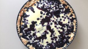 ЧЕРНИЧНЫЙ ПИРОГ со сметанной заливкой.