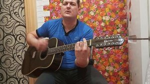 А по тёмным улицам гуляет дождь.mp4