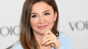 Видео дня: Елена Блиновская сменила люксовый Maybach на автозак