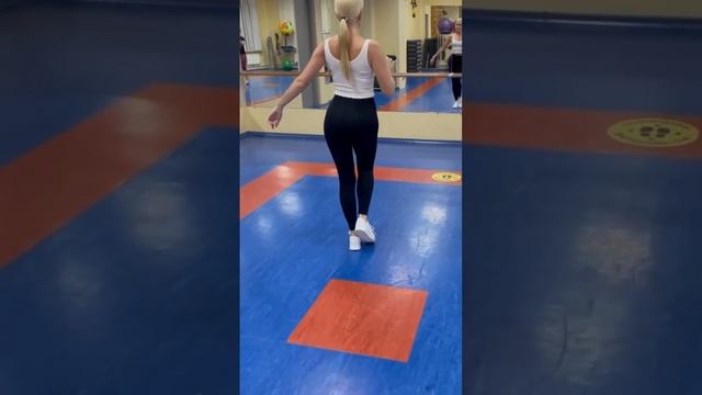 Связочка под счет, Бачата Леди Стайл #bachata #рек #танцуй #бачата #ladystyle #ladydance смотреть онлайн