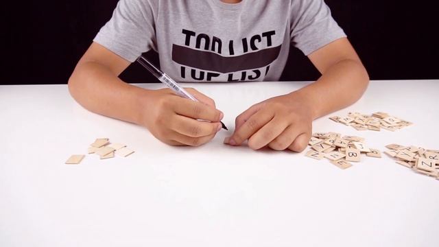 How to Make Amazing Cardboard Coded Lock Cryptex смотреть онлайн