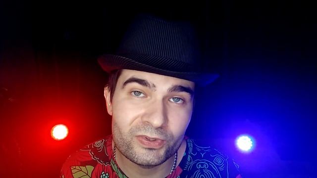 Как Понять, Что ТЫ НРАВИШЬСЯ ПАРНЮ . Признаки заинтересованности. смотреть онлайн