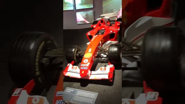 Гоночные болиды Ferrari формула 1  Музей Ferrari в Maranello museo ferrari maranello