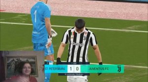 Забил гол когда защитник вынес мяч с линии ворот в PES 2018