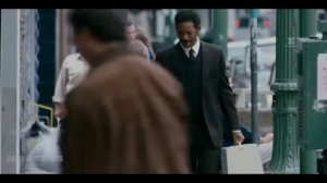 Тонет 1 человек в воде