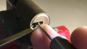 (16)Открыть личинку замка Cisa ASIX.Open Lock CISA ASIX. Москва и Подмосковье..+79161483868