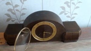 Часы каминные настольные  с маятником и боем Германия