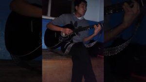 Твои карие глаза под гитару